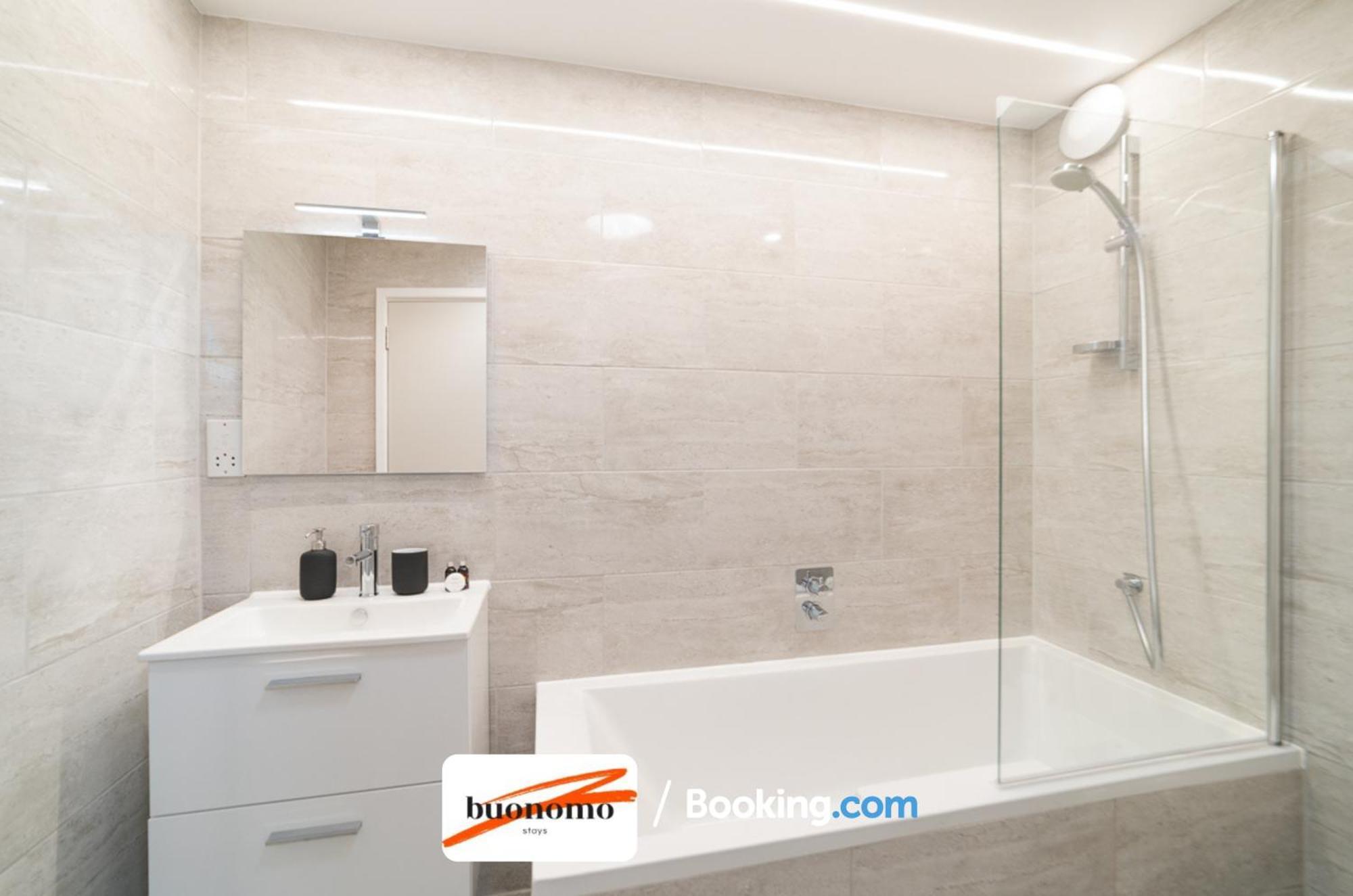 Two Bedroom Apartment At Buonomo Stays Short Lets & Serviced Accommodation Londres Exterior foto