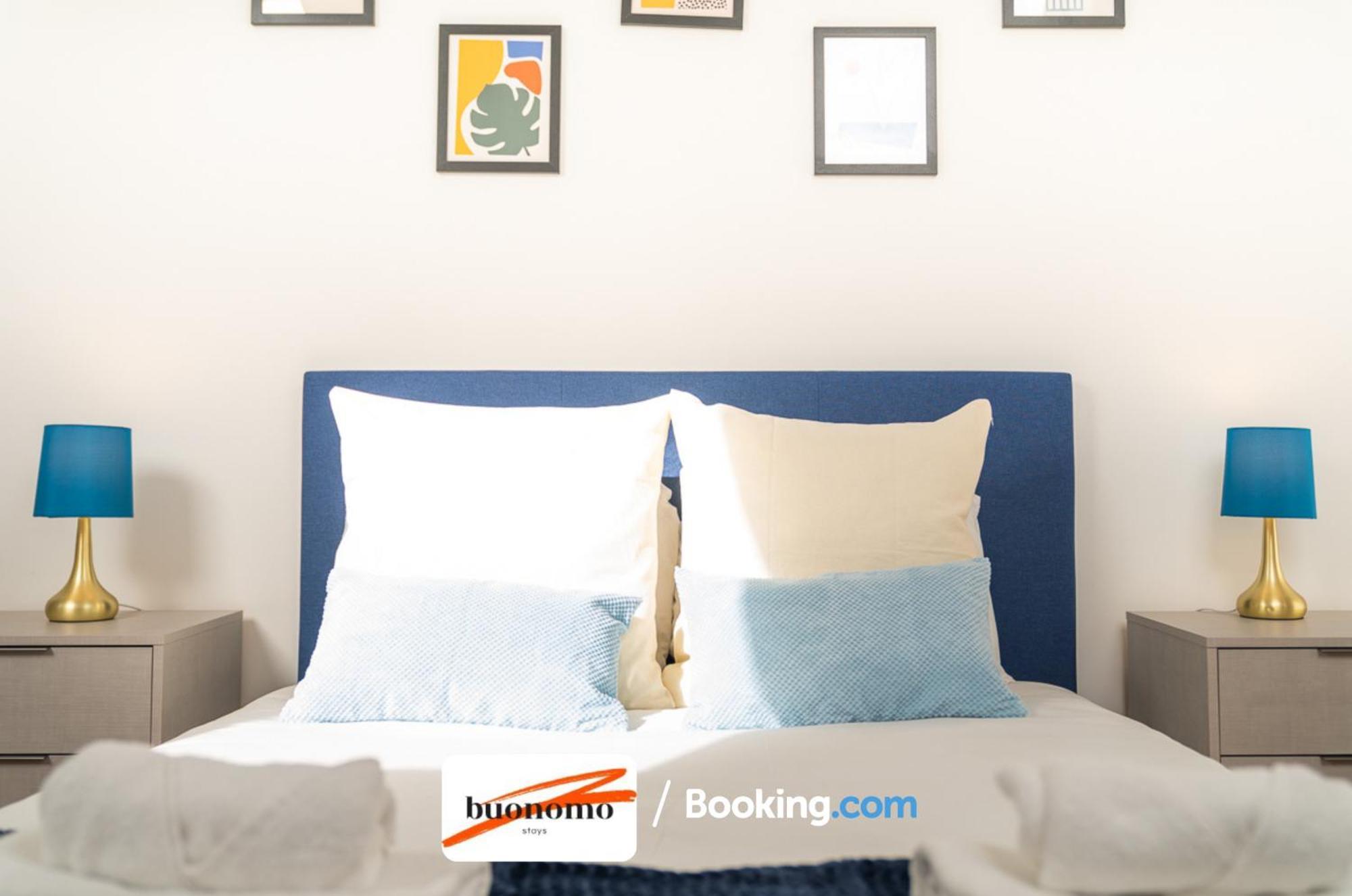 Two Bedroom Apartment At Buonomo Stays Short Lets & Serviced Accommodation Londres Exterior foto